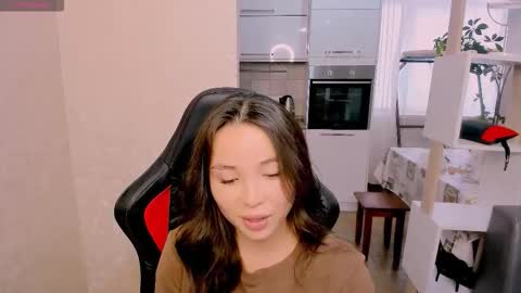 Snapshot of aya_moon chatting on October 17, 5:43 am Aya Moon online show from October 17, 5:43 am