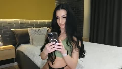 Ayabellle online show from March 10, 10:02 pm