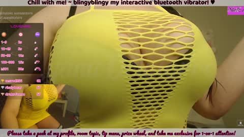 Snapshot of ayanadelatorre chatting on December 23, 11:17 pm Ayana Delatorre online show from December 23, 11:17 pm