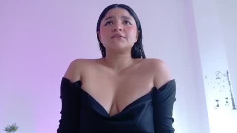 Mariana online show from July 2, 7:53 pm
