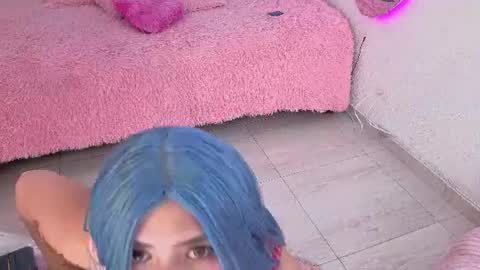 A L A N I I online show from July 24, 11:34 pm