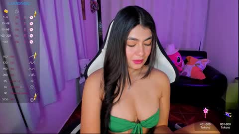 Snapshot of aylenmiller_ chatting on October 16, 2:14 am Aylen online show from October 16, 2:14 am