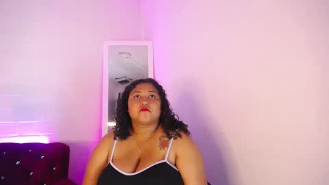 Snapshot of ayliinn_ chatting on September 9, 2:55 am Ayliinn online show from September 9, 2:55 am