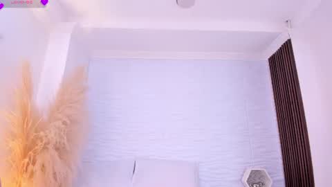 aylinlove_ online show from July 21, 11:55 am
