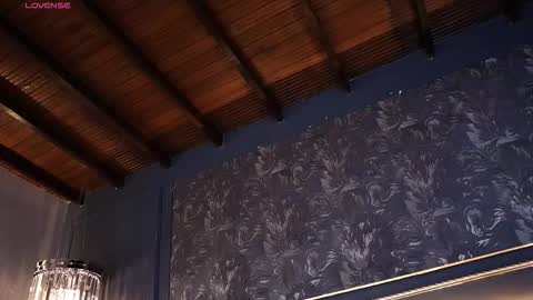 Aylin Millerxs online show from December 18, 8:13 pm