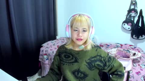 Azu Moure online show from November 28, 2:58 am