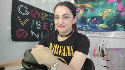 Snapshot of azucenaxxxgp chatting on December 13, 3:00 pm Azucena R online show from December 13, 3:00 pm