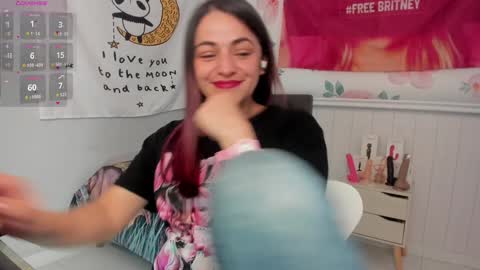 Snapshot of azucenaxxxgp chatting on December 7, 2:35 pm Azucena R online show from December 7, 2:35 pm