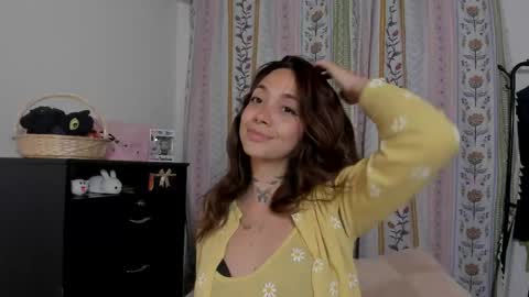azumi saan online show from May 15, 3:11 am