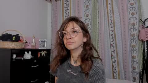 azumi saan online show from June 9, 2:55 am
