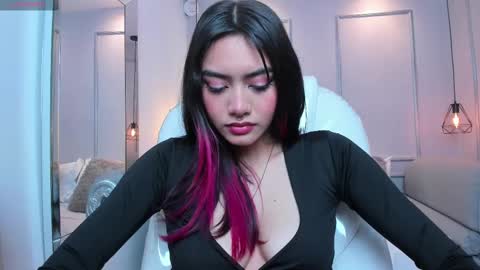 Snapshot of azurakindong chatting on March 12, 7:36 pm Azura online show from March 12, 7:36 pm