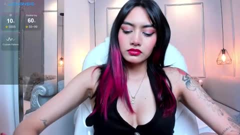 Snapshot of azurakindong chatting on February 11, 7:27 pm Azura online show from February 11, 7:27 pm