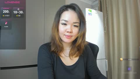 Snapshot of azure_moon chatting on January 7, 1:17 am azure_moon online show from January 7, 1:17 am