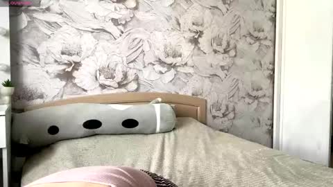 Anny Simpson online show from March 22, 3:56 am