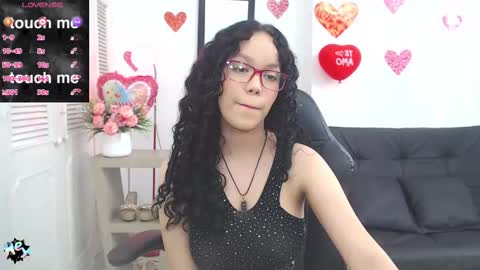 Snapshot of baby_blue18_ chatting on February 15, 5:50 pm salome online show from February 15, 5:50 pm
