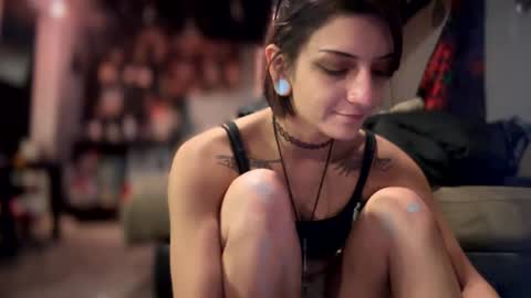 Snapshot of baby_buddha chatting on December 11, 11:41 am baby buddha online show from December 11, 11:41 am