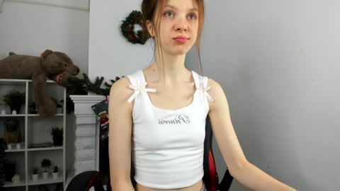Snapshot of baby_evalena chatting on January 2, 6:07 am Evalena maybe just Eva online show from January 2, 6:07 am