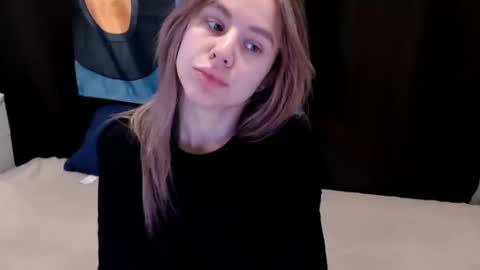 Snapshot of baby_kitte chatting on January 21, 2:43 am baby_kitte online show from January 21, 2:43 am