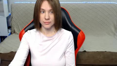 baby_kitte online show from February 1, 1:04 am