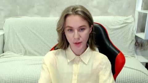 Snapshot of baby_kitte chatting on September 19, 4:33 am baby_kitte online show from September 19, 4:33 am