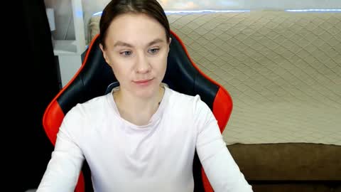 baby_kitte online show from January 14, 3:33 am