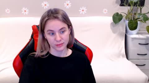 Snapshot of baby_kitte chatting on February 28, 4:53 pm baby_kitte online show from February 28, 4:53 pm