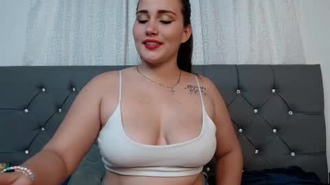 Daniella Soto online show from February 23, 6:01 am