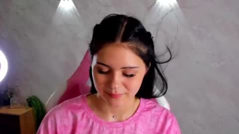 baby_sunsh1ne_ online show from June 14, 2:24 am
