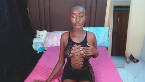 kirah online show from October 6, 5:24 am