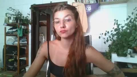 babydemon6 online show from January 11, 2:33 pm