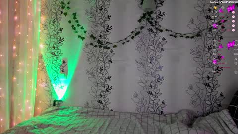 maddy online show from December 15, 7:10 pm