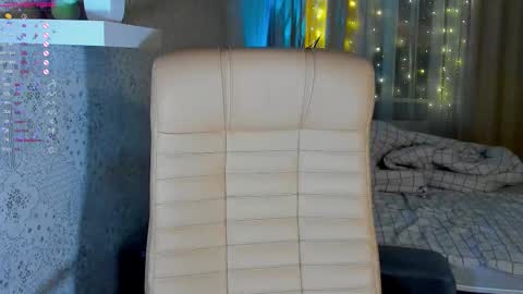 maddy online show from December 17, 8:57 pm