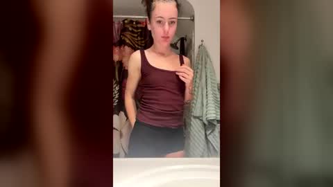 babygoodnight666 online show from July 17, 4:28 am
