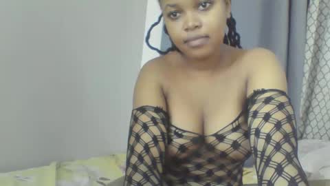 Snapshot of babyy_fface25 chatting on October 6, 10:47 pm babyy_fface25 online show from October 6, 10:47 pm