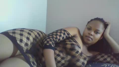 Snapshot of babyy_fface25 chatting on September 13, 1:13 am babyy_fface25 online show from September 13, 1:13 am