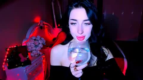 Snapshot of bad_desire chatting on February 23, 3:45 pm Miss Desire...do you remember online show from February 23, 3:45 pm