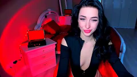 Snapshot of bad_desire chatting on December 9, 7:39 am Miss Desire...do you remember online show from December 9, 7:39 am