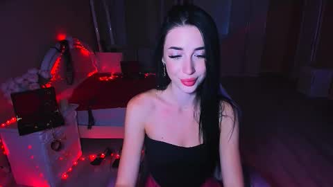 Snapshot of bad_desire chatting on September 23, 10:35 am Miss Desire...do you remember online show from September 23, 10:35 am