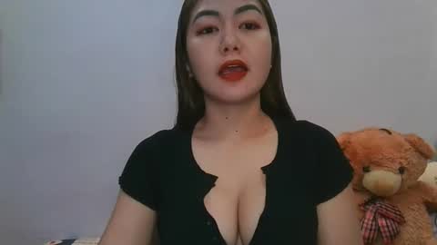 tricia online show from November 7, 11:16 am