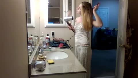 baddie_babe333 online show from July 7, 2:14 am