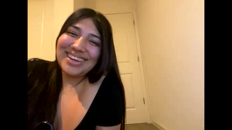 badestintha209 online show from March 12, 9:23 am