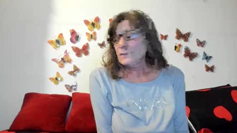 Gina online show from December 13, 5:00 pm