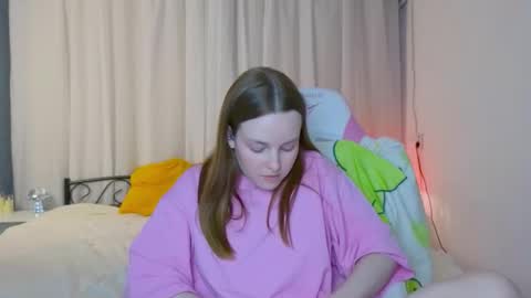 Snapshot of bae_cake__ chatting on September 27, 8:05 pm Alice online show from September 27, 8:05 pm