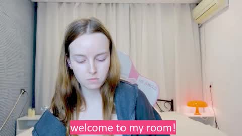 Snapshot of bae_cake__ chatting on October 6, 7:29 pm Alice online show from October 6, 7:29 pm