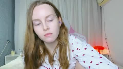 Snapshot of bae_cake__ chatting on September 29, 11:21 pm Alice online show from September 29, 11:21 pm