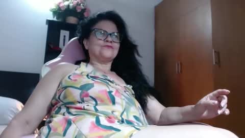 sandra online show from September 12, 2:12 am