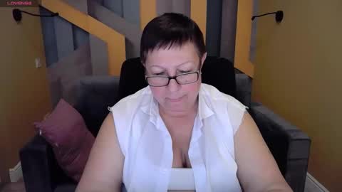 Snapshot of barbaraturners chatting on January 13, 4:39 am barbaraturners online show from January 13, 4:39 am