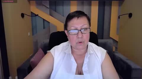 Snapshot of barbaraturners chatting on December 18, 9:08 pm barbaraturners online show from December 18, 9:08 pm