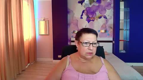 Snapshot of barbaraturners chatting on September 14, 11:41 am barbaraturners online show from September 14, 11:41 am