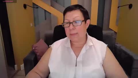 Snapshot of barbaraturners chatting on January 23, 5:35 am barbaraturners online show from January 23, 5:35 am